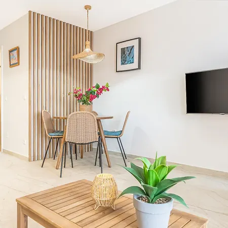 Con Vistas En Arenal Den Castell