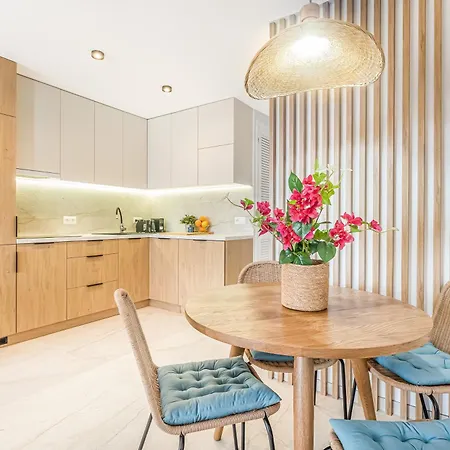 Con Vistas En Arenal Den Castell *